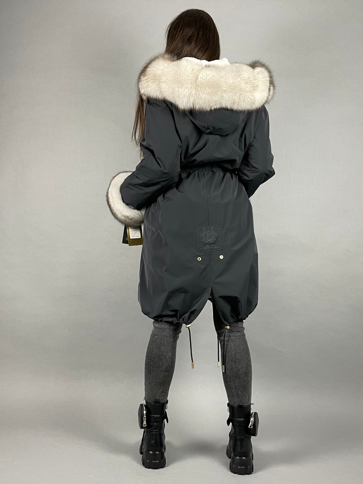Parka LUX grafite com pelo branco, 103 cm