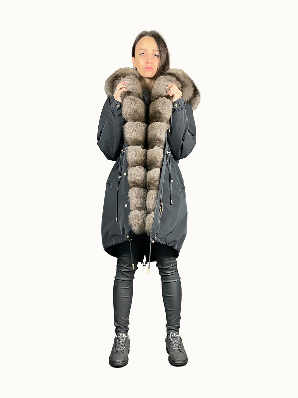 Parka LUX in Graphit mit hellbraunem Fell, 103 cm
