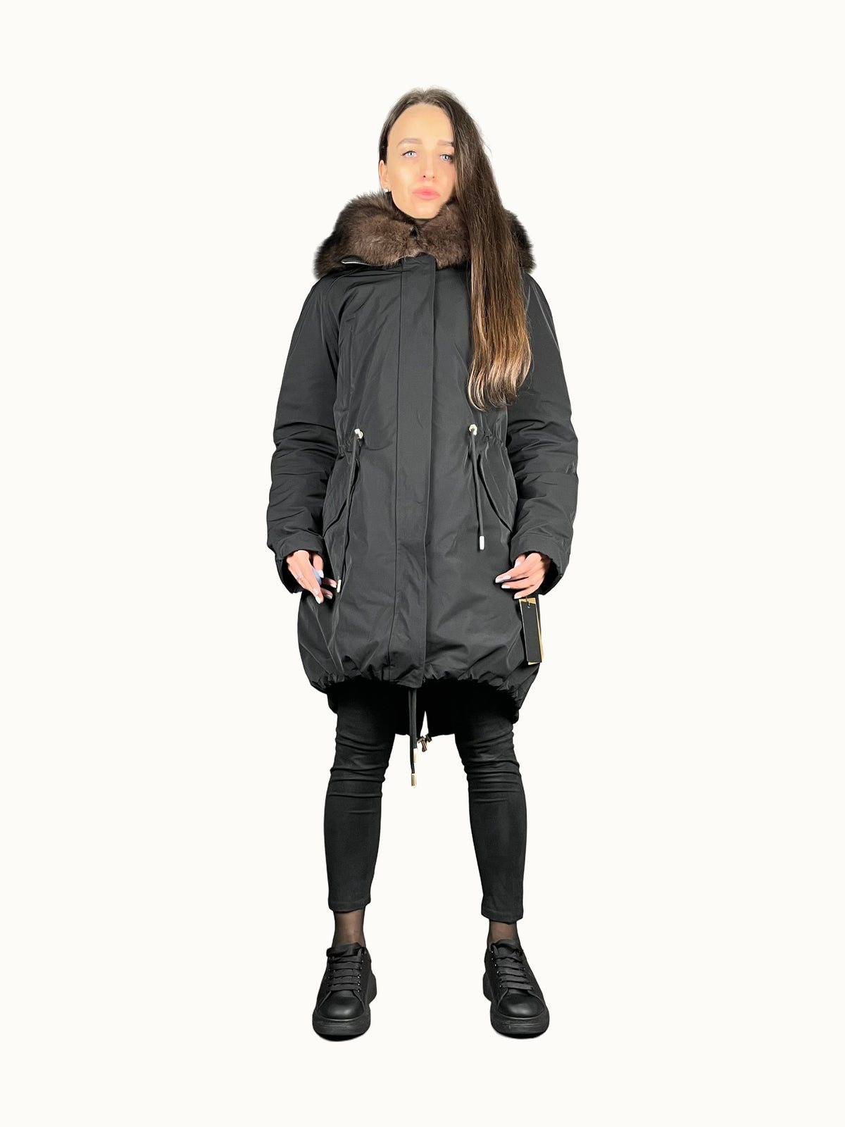 Parka LUX czarna z brązowym futrem, 103 cm, 4 kieszenie