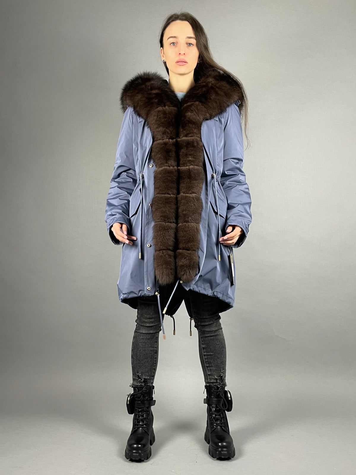 Parka LUX bleue à fourrure marron, 95 cm