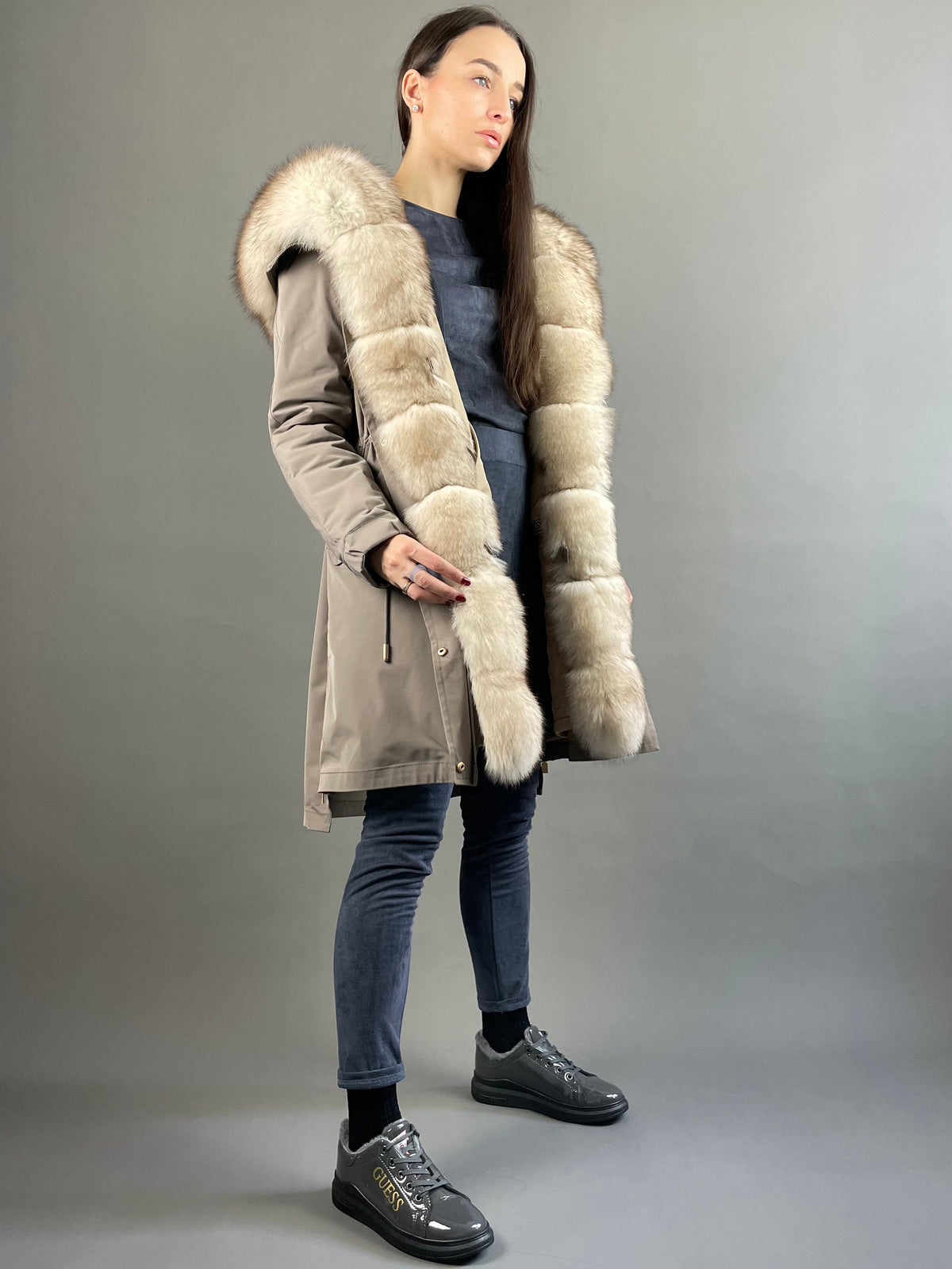 Parka LUX cappuccino à fourrure blanc et jaune, 95 cm