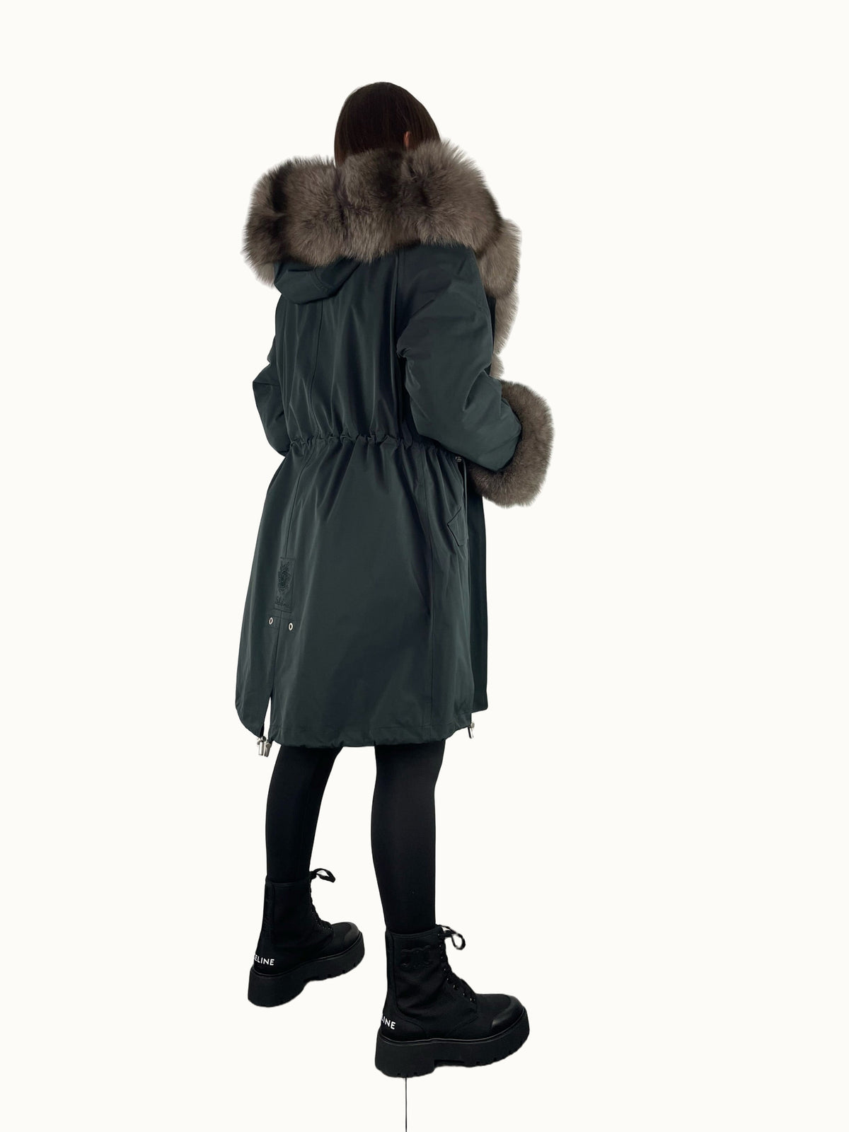 Parka LUX in Graphit mit hellbraunem Fell, 95 cm