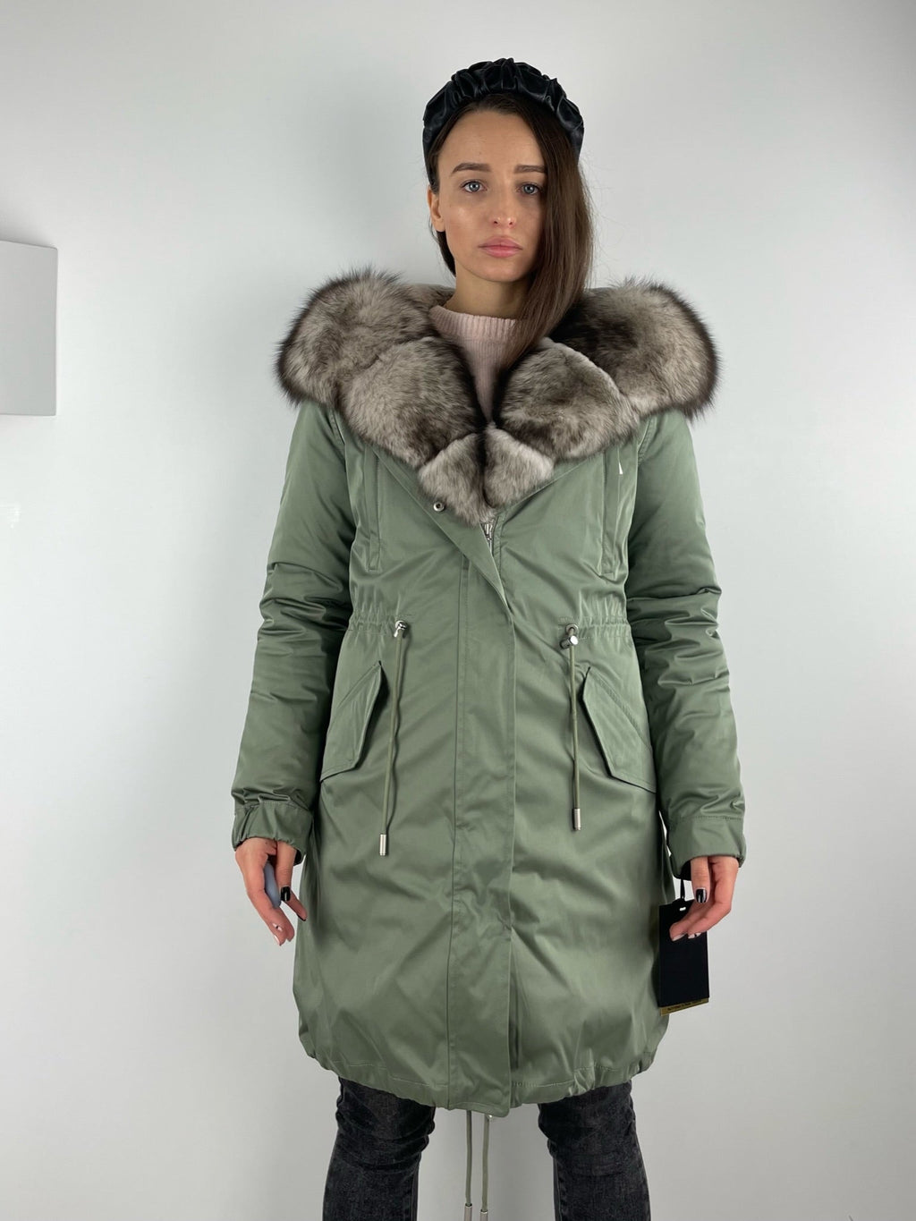 Parka LUX verde oliva con pelliccia bianca e nera, 95 cm