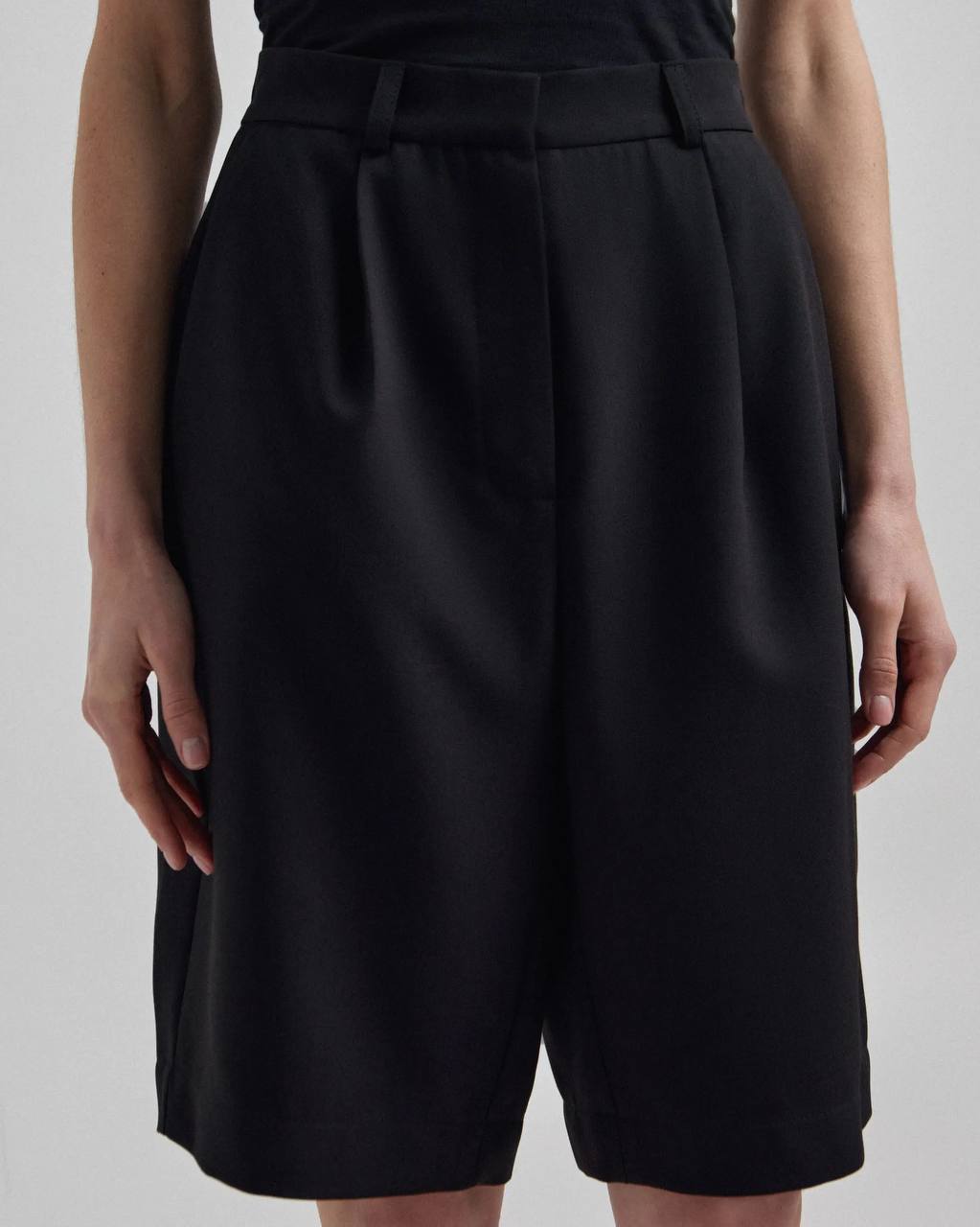 Long bermuda shorts
