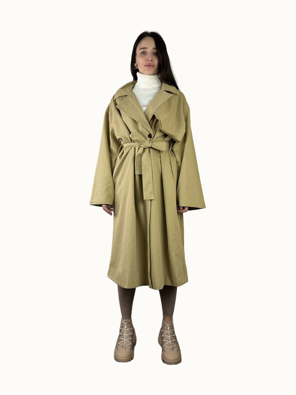 Gabardina oversize beige con cinturón