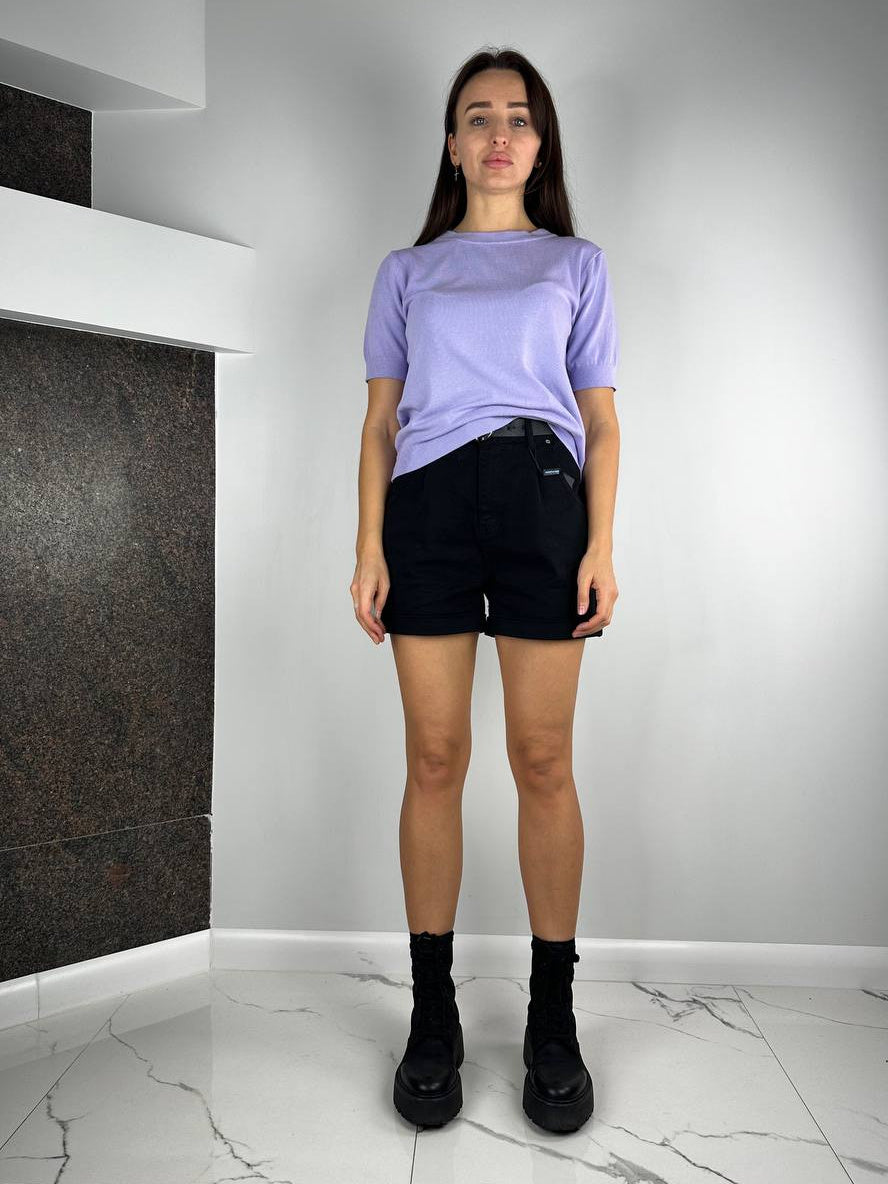 T-Shirt in Violett